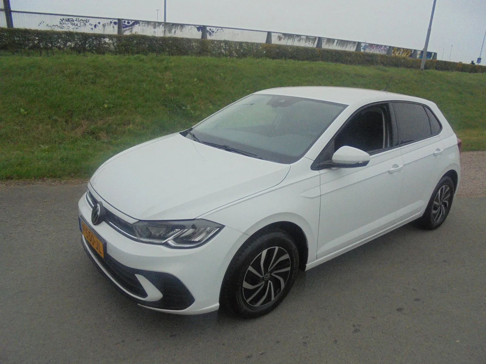 Volkswagen Polo (2022) — foto 1