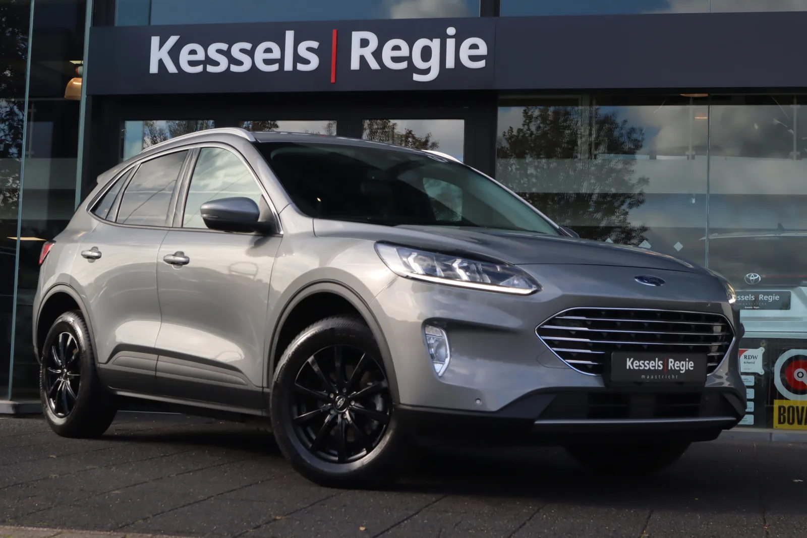 Ford Kuga (2022) — foto 1