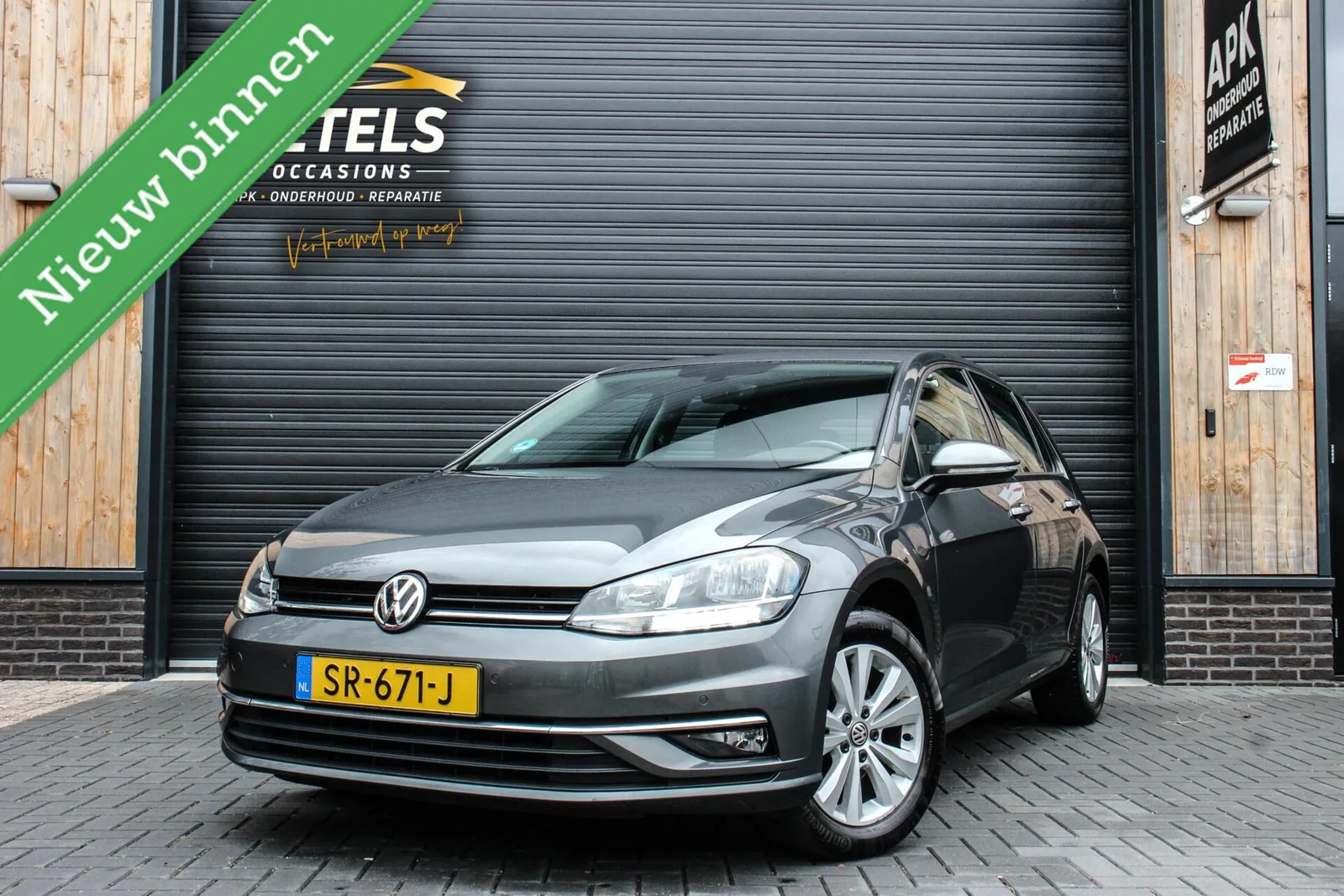 Volkswagen Golf (2018) — foto 1