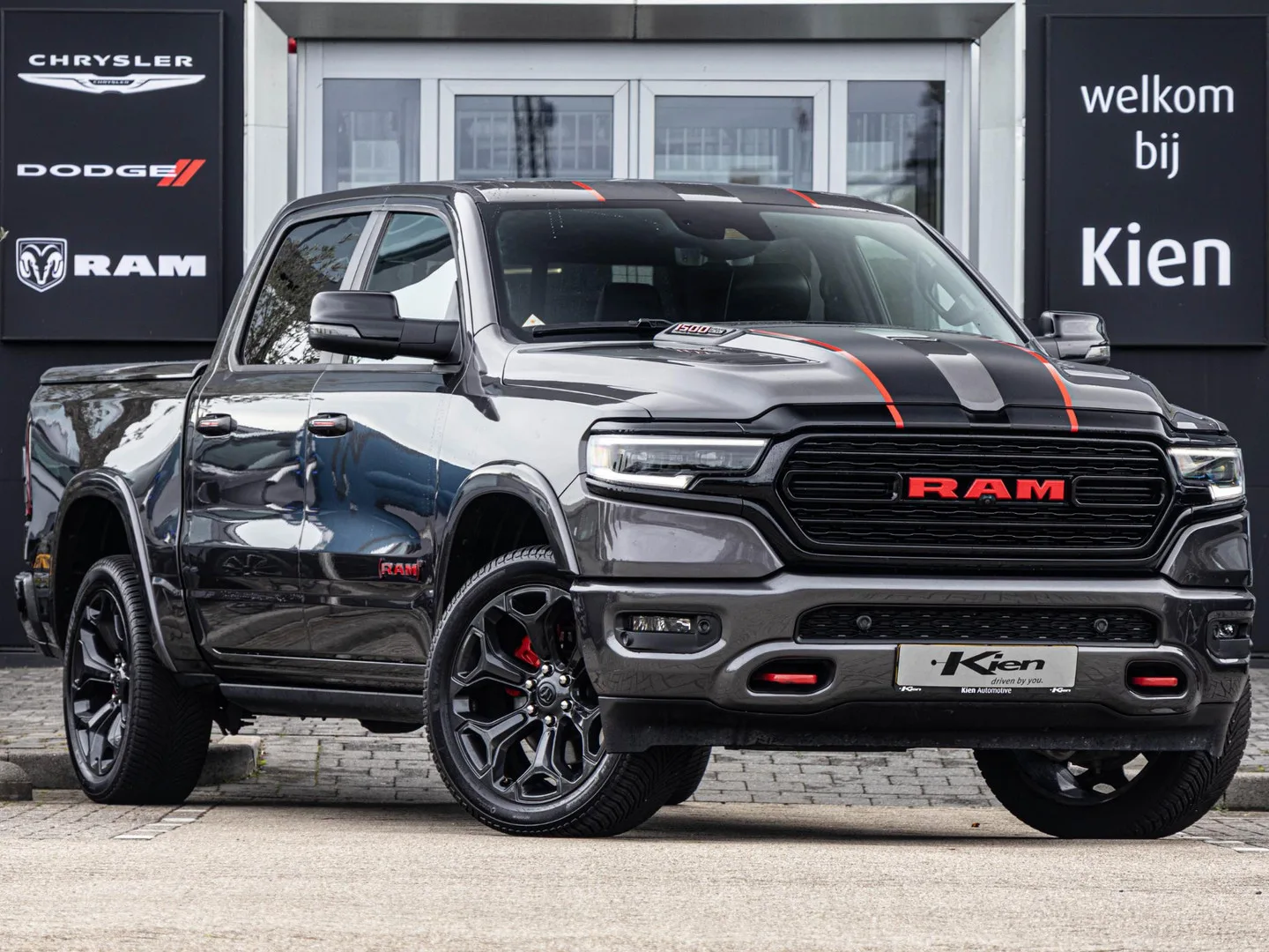 Dodge RAM (2024) — foto 1