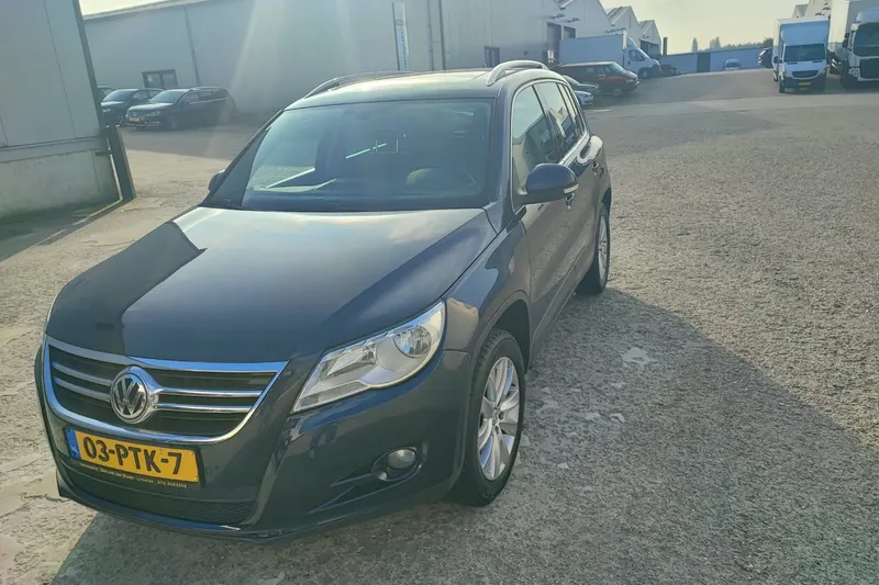 Volkswagen Tiguan (2011)