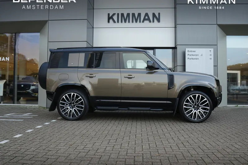 Land Rover Defender (2022)