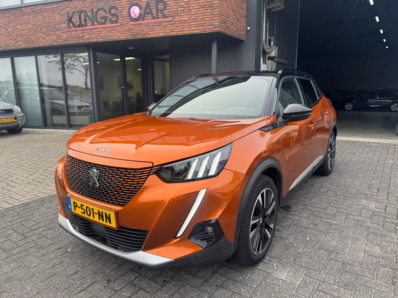 Peugeot e-2008 (2020) — foto 1