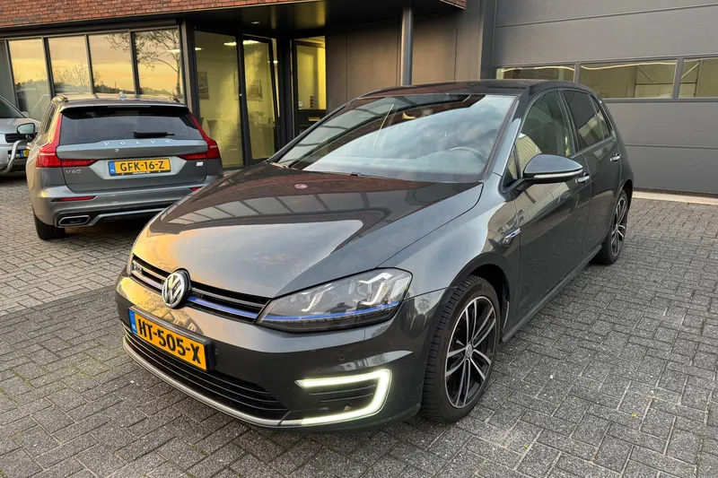 Volkswagen Golf (2015)
