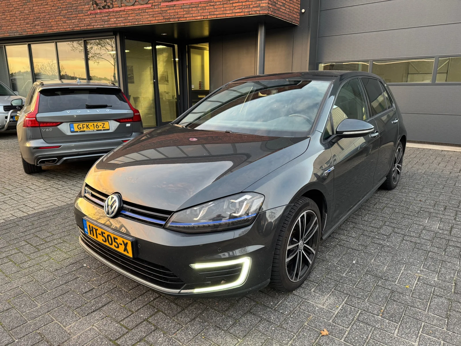 Volkswagen Golf (2015) — foto 1