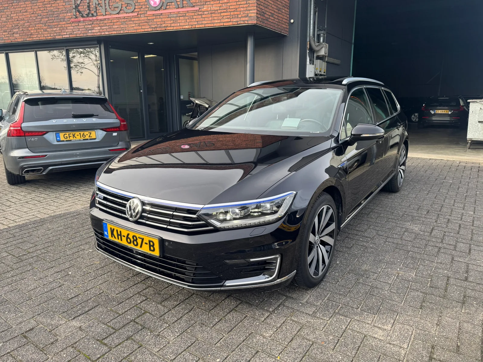 Volkswagen Passat (2016) — foto 1