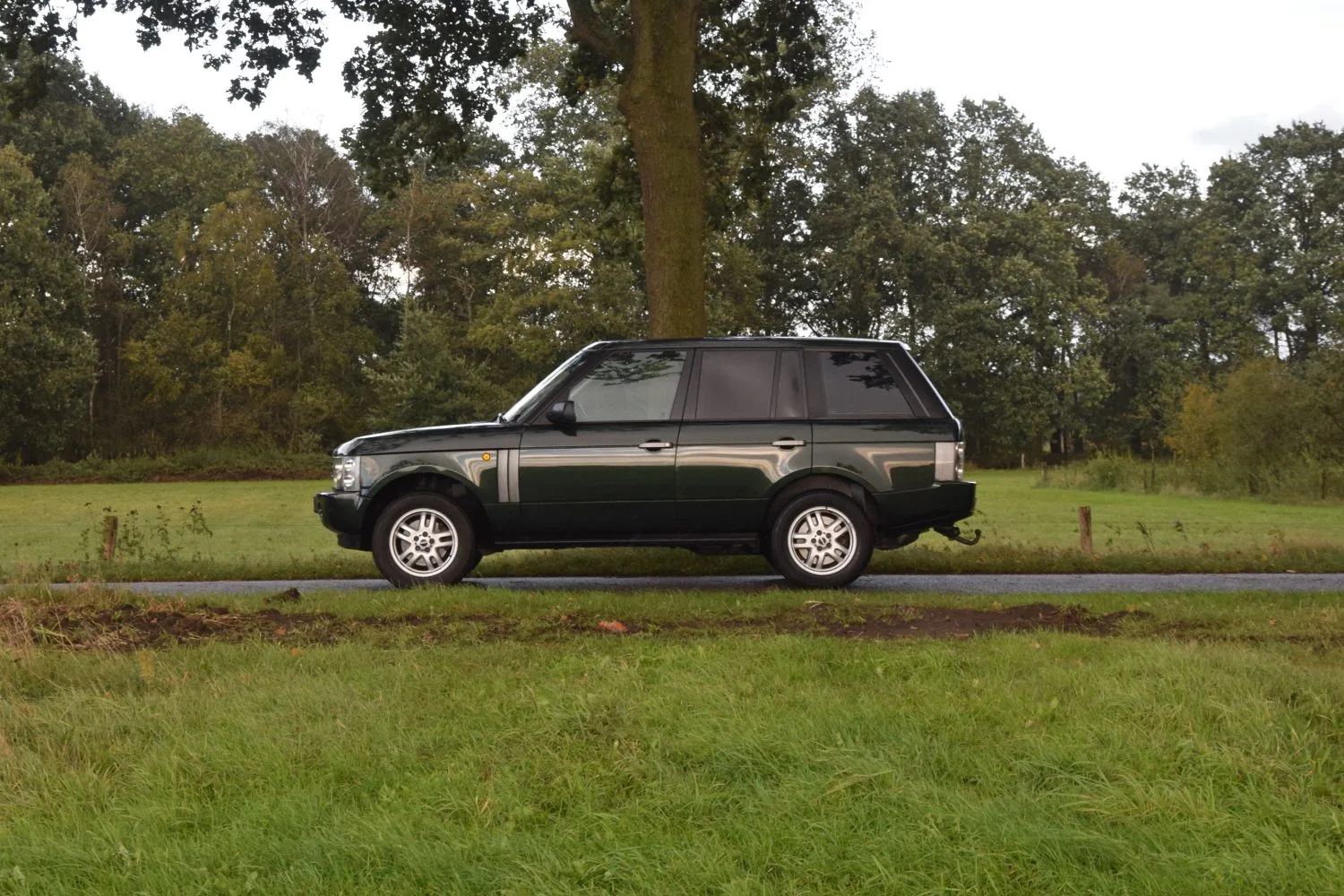 Land Rover Range Rover (2002) — foto 1