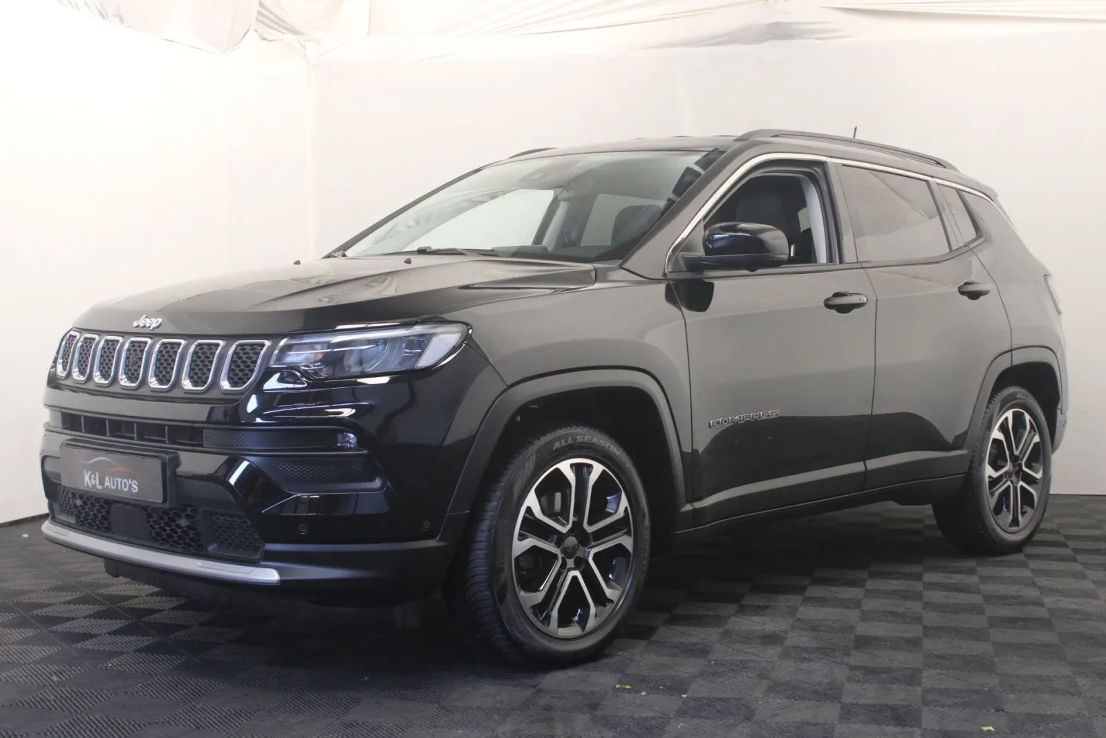 Jeep Compass (2024) — foto 1