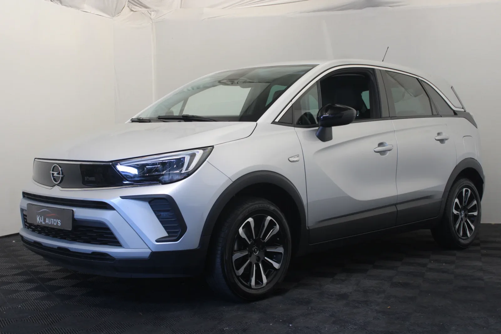 Opel Crossland (2023) — foto 1