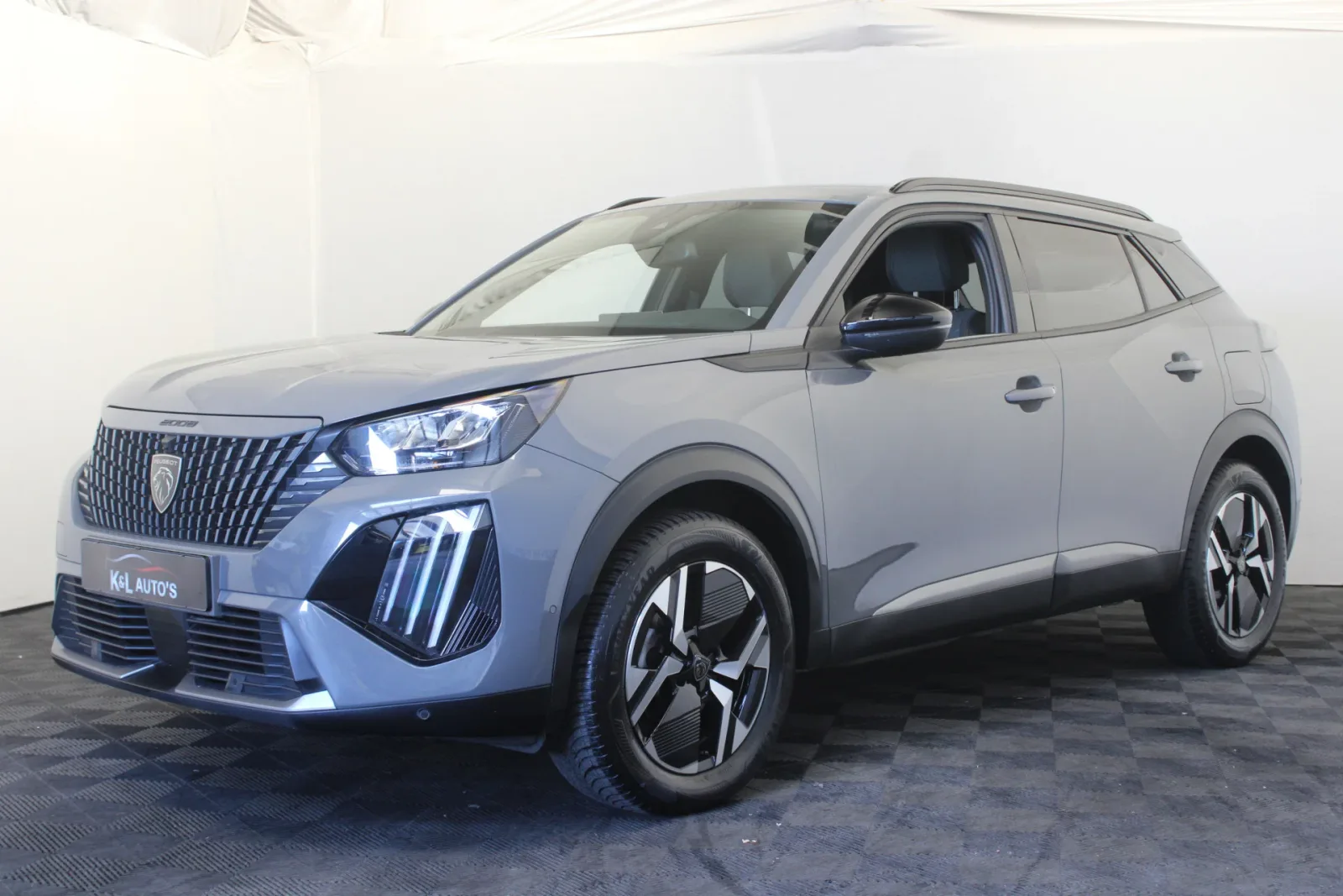 Peugeot 2008 (2024) — foto 1