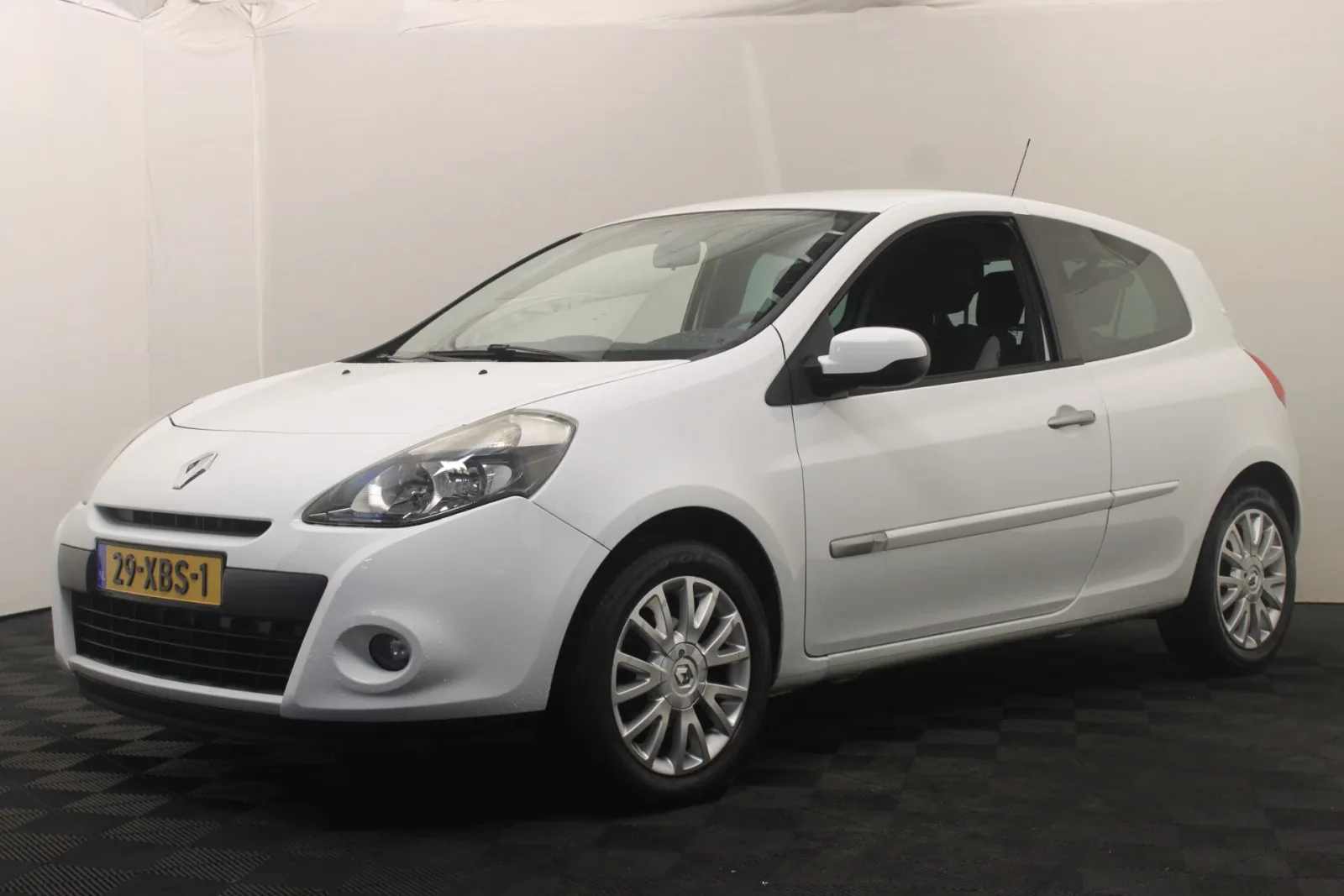 Renault Clio (2012) — foto 1