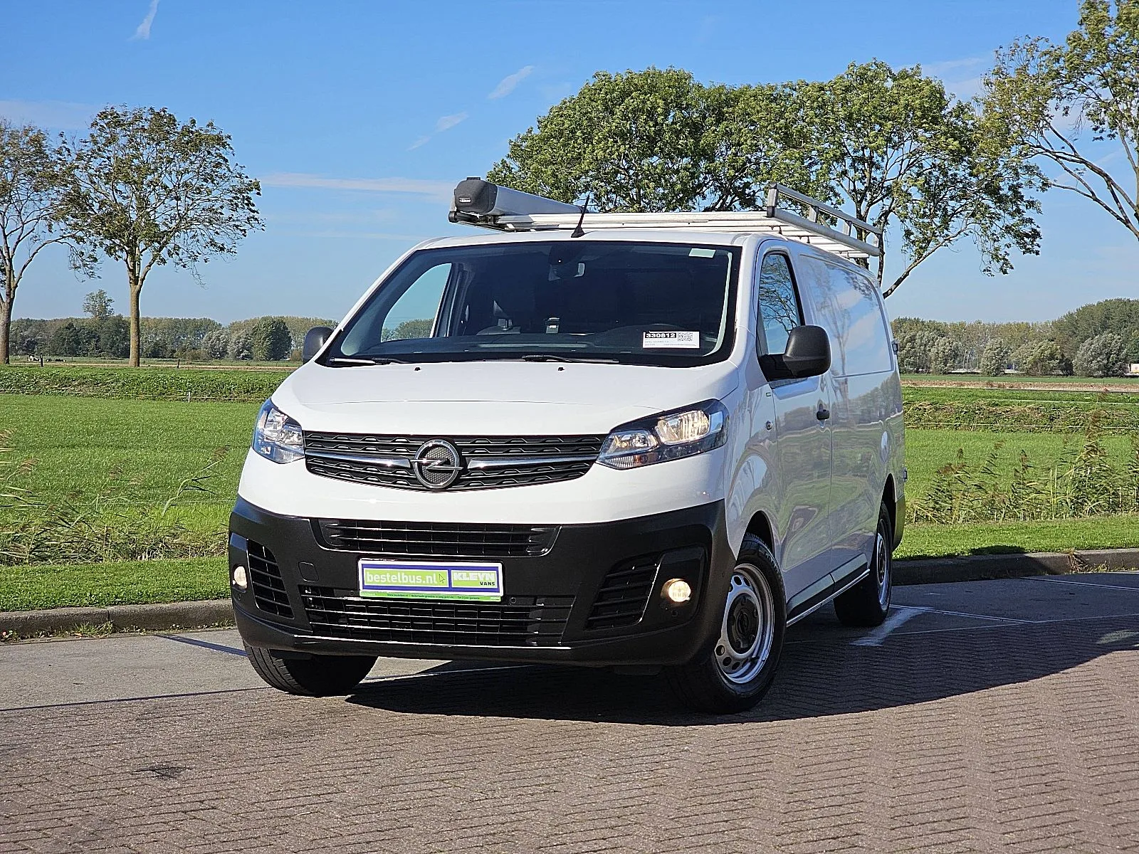 Opel Vivaro (2021) — foto 1