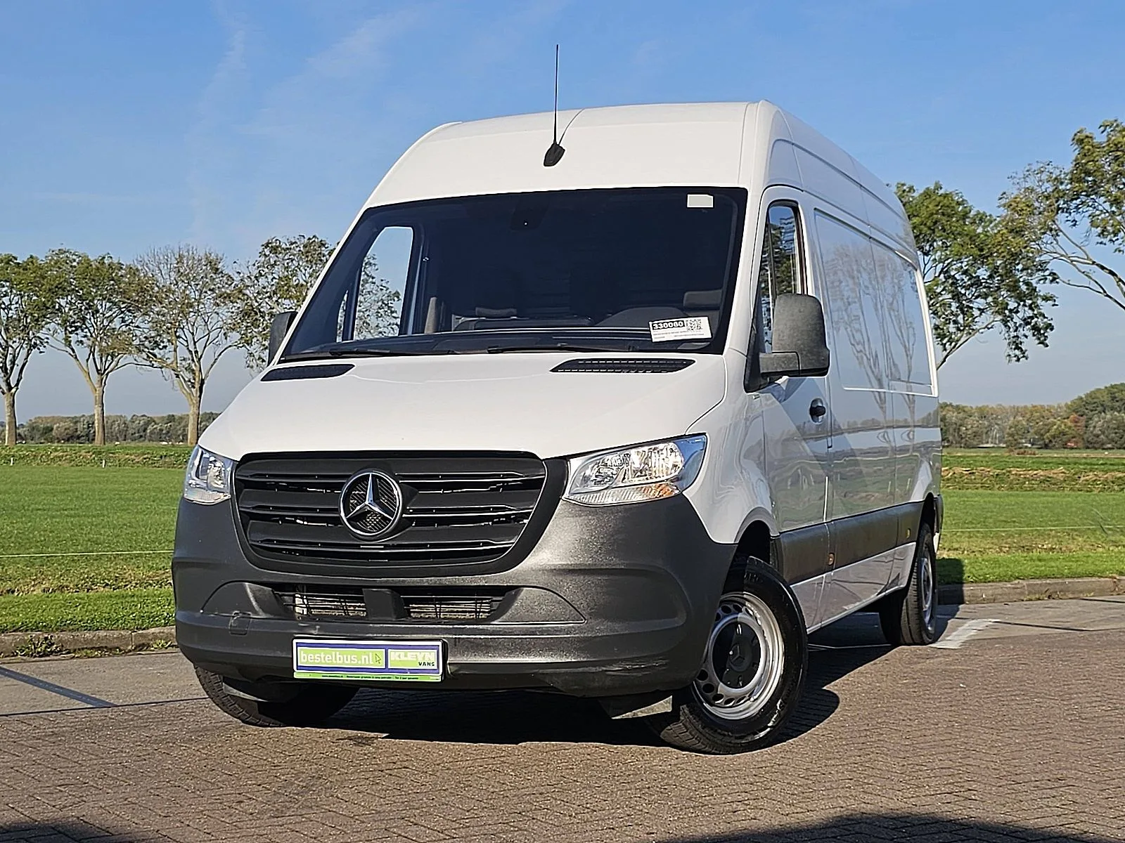 Mercedes-Benz Sprinter (2022) — foto 1