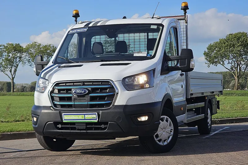 Ford E-Transit (2024)
