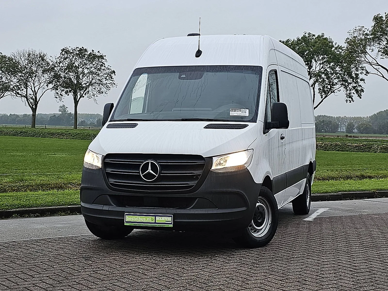 Mercedes-Benz Sprinter (2022) — foto 1