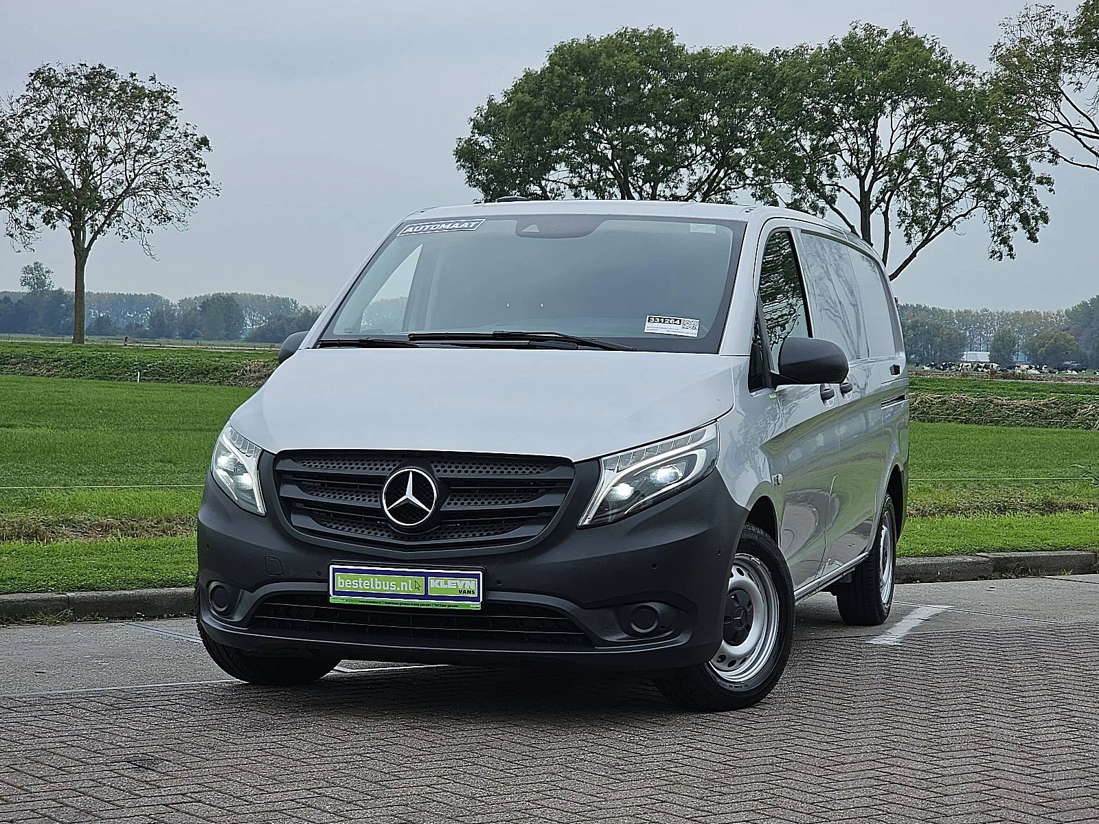 Mercedes-Benz Vito (2022) — foto 1