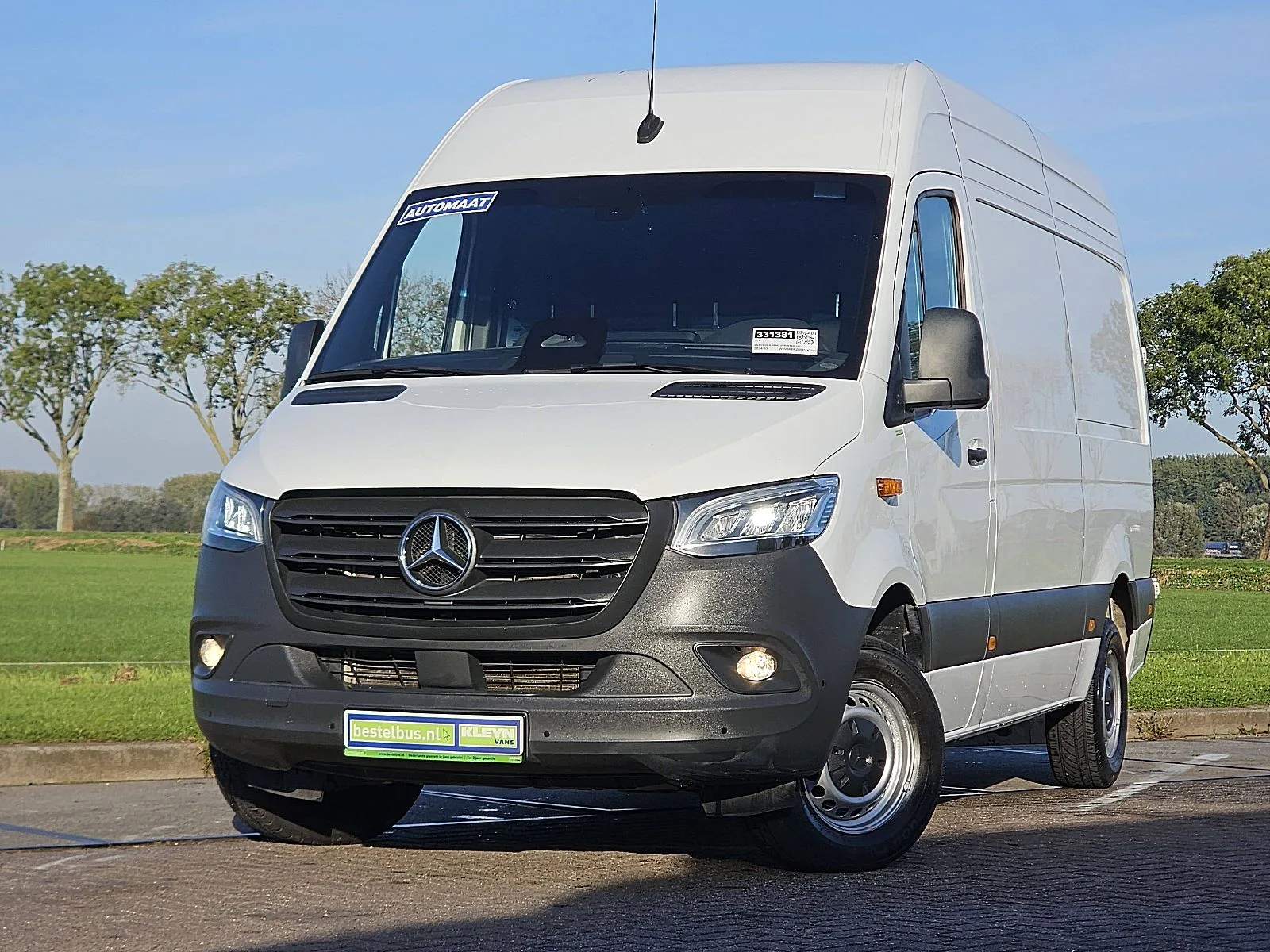 Mercedes-Benz Sprinter (2024) — foto 1