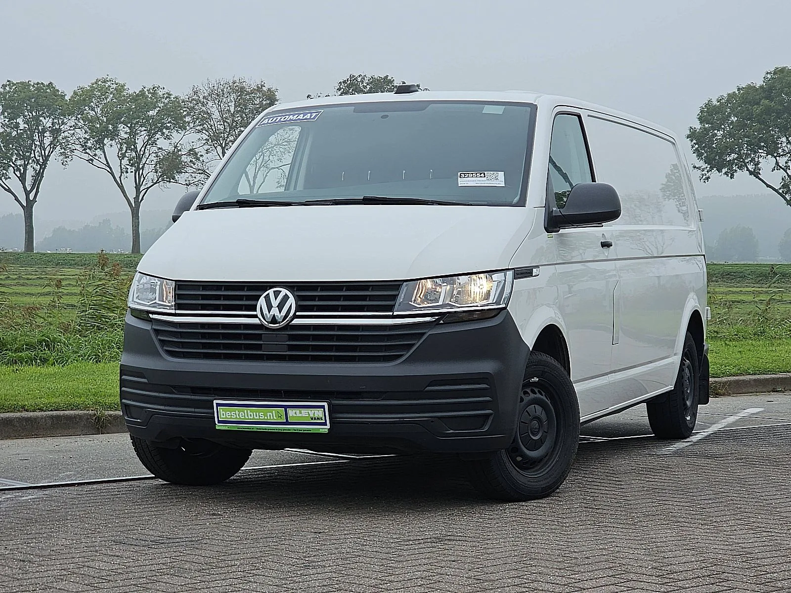 Volkswagen Transporter (2024) — foto 1