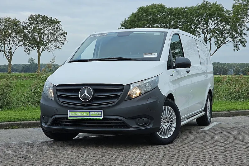 Mercedes-Benz eVito (2022)