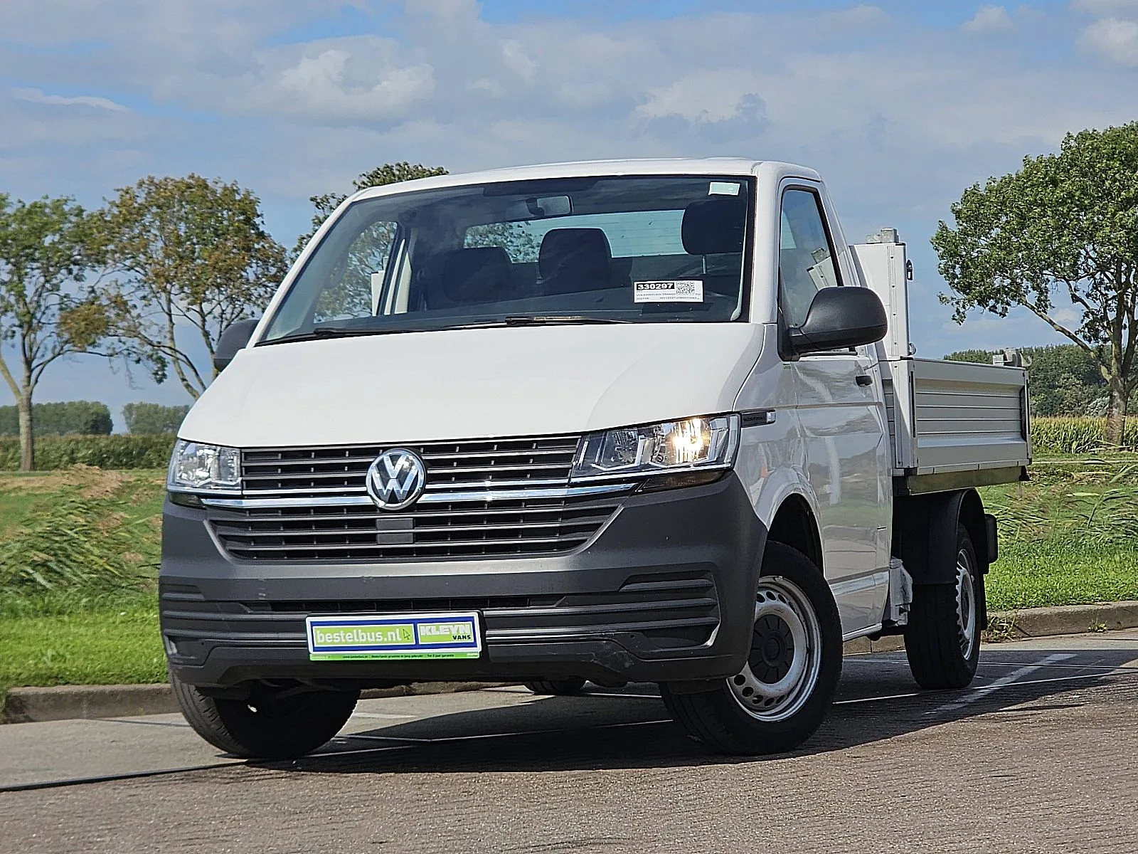 Volkswagen Transporter (2021) — foto 1