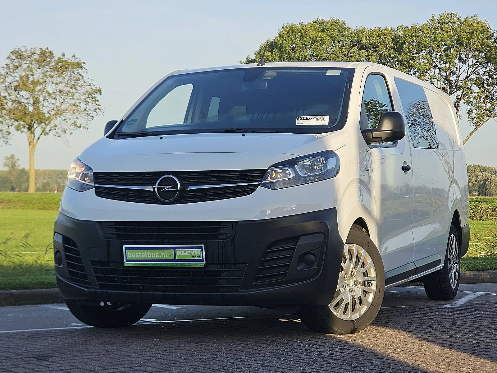 Opel Vivaro (2022) — foto 1