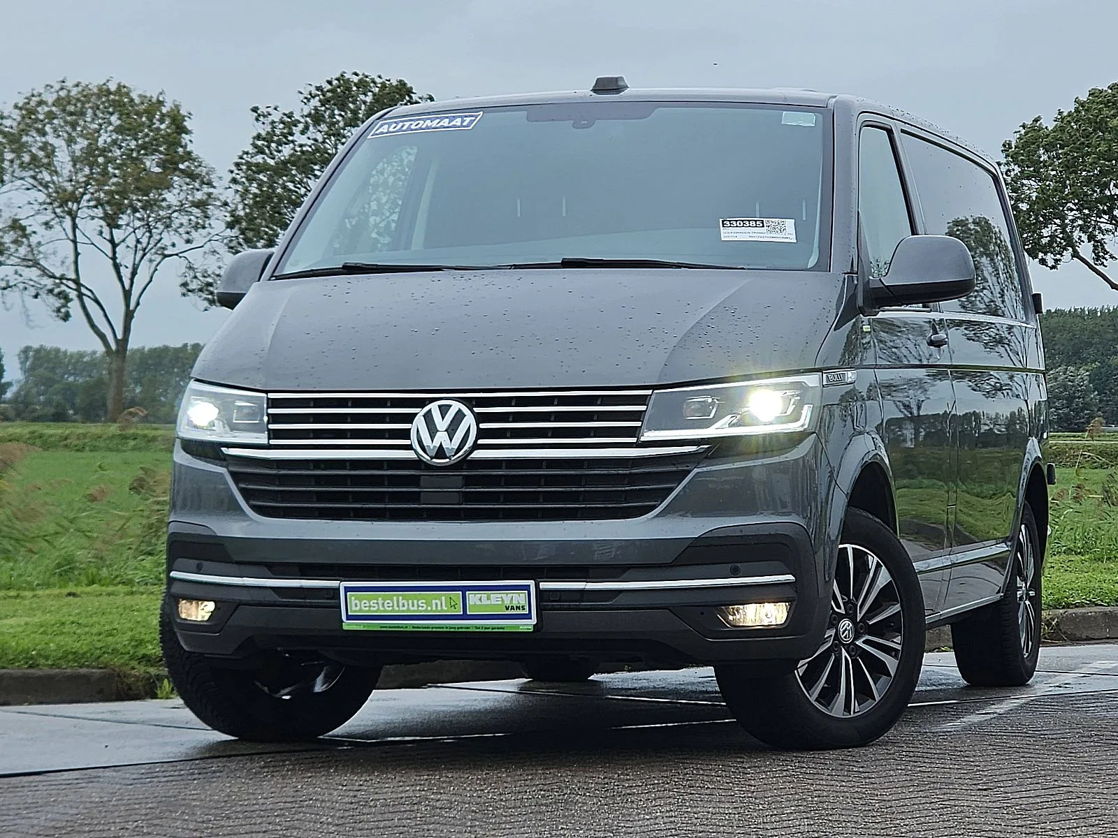 Volkswagen Transporter (2021) — foto 1