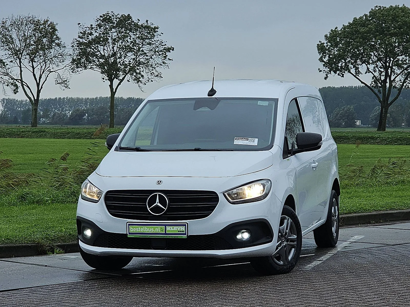 Mercedes-Benz Citan (2023) — foto 1