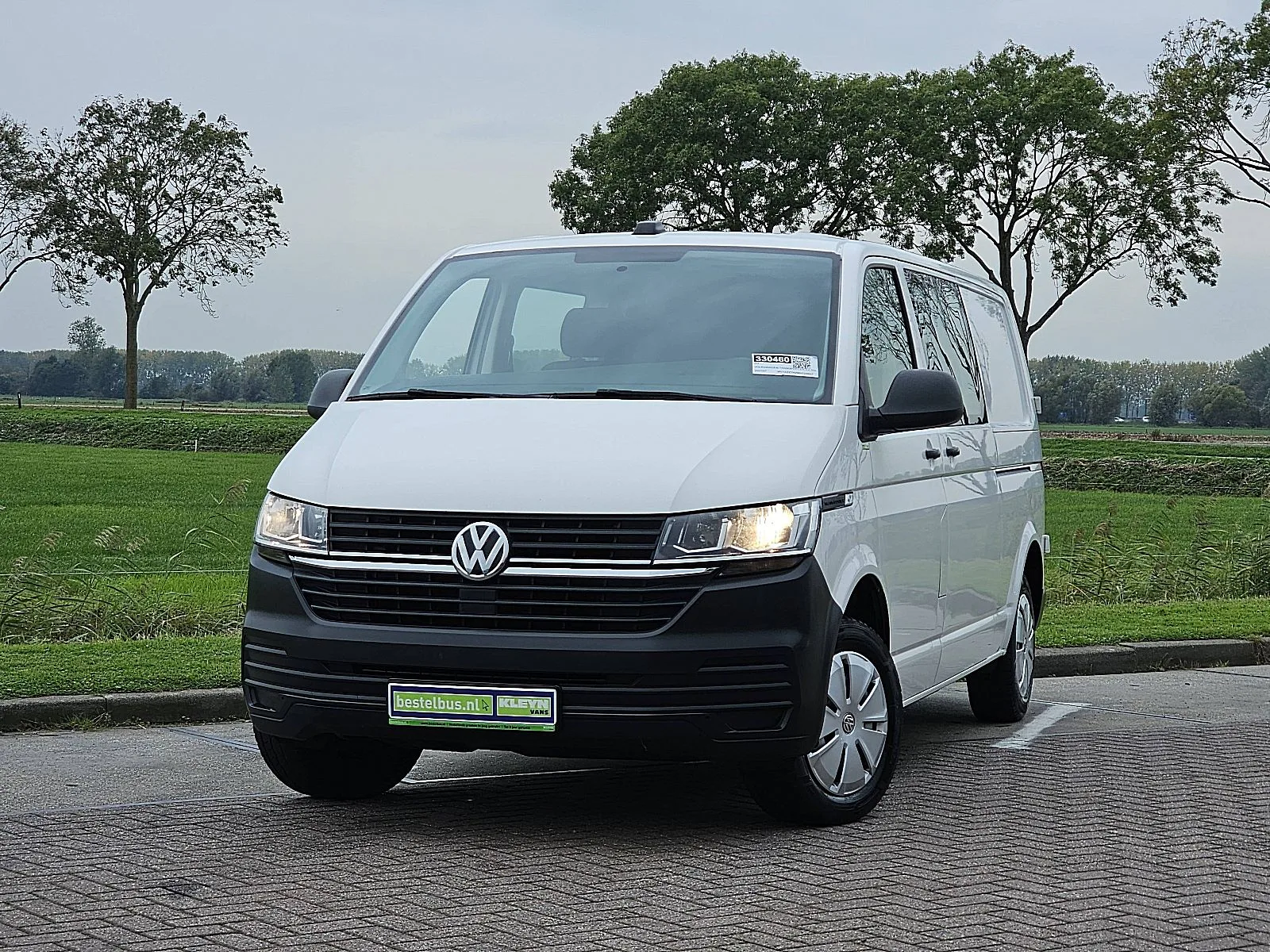 Volkswagen Transporter (2021) — foto 1
