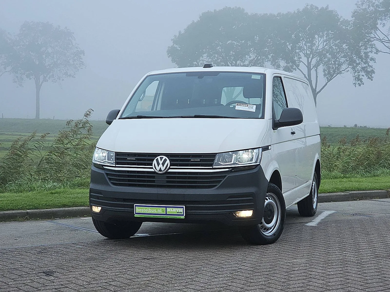 Volkswagen Transporter (2021) — foto 1