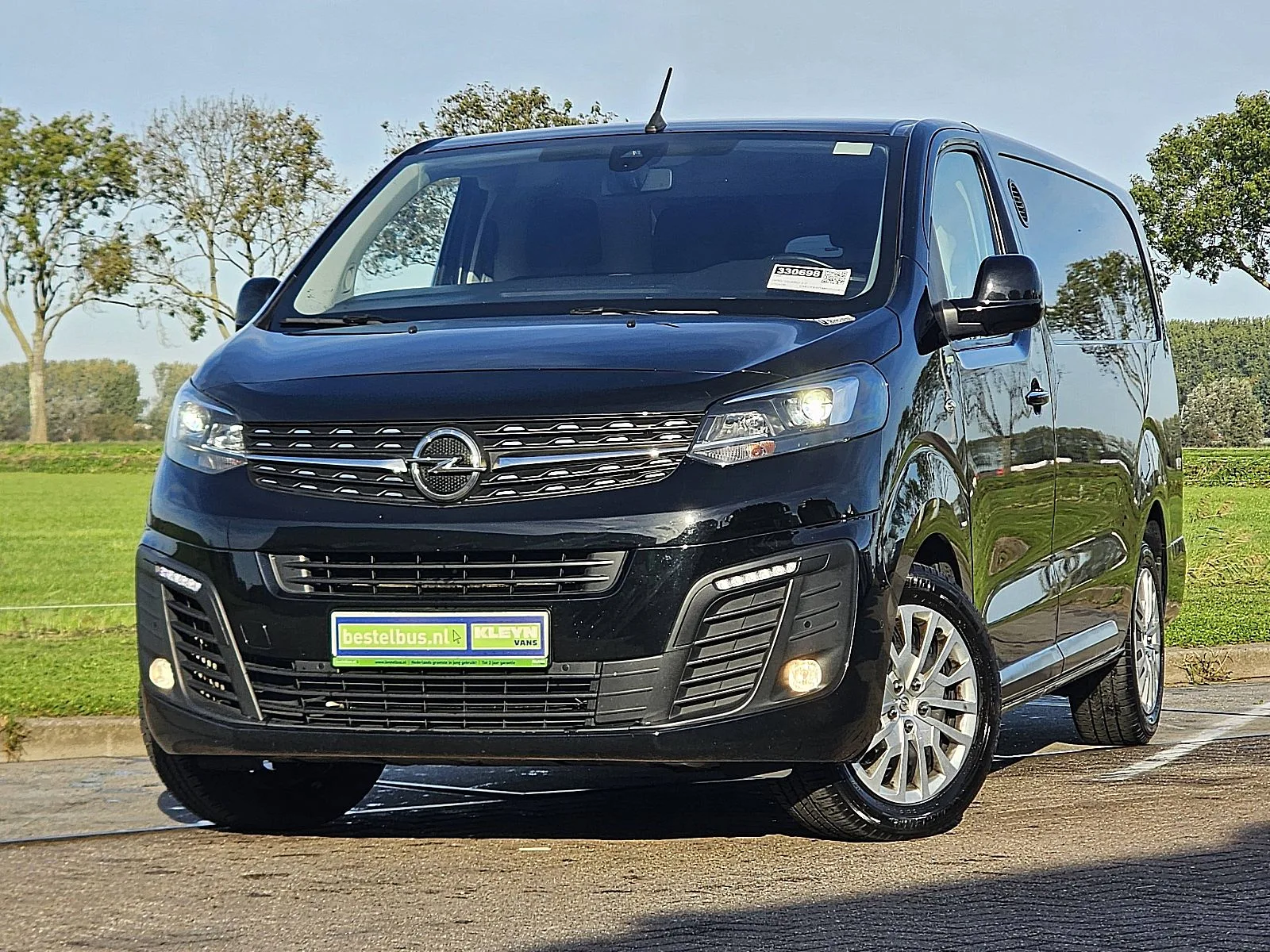 Opel Vivaro (2023) — foto 1
