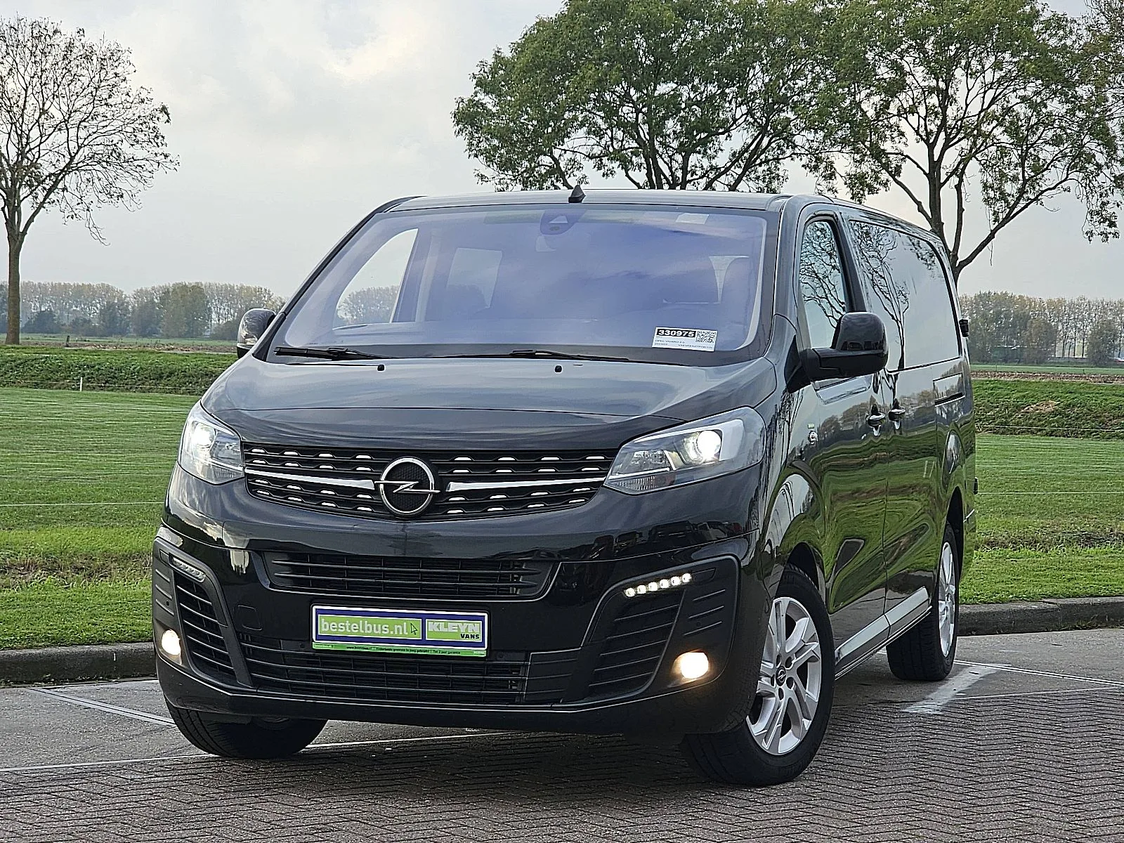 Opel Vivaro (2023) — foto 1