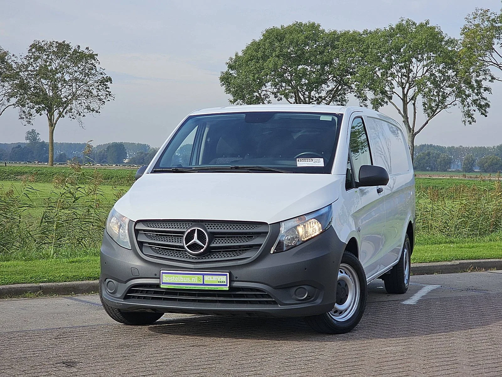 Mercedes-Benz Vito (2024) — foto 1