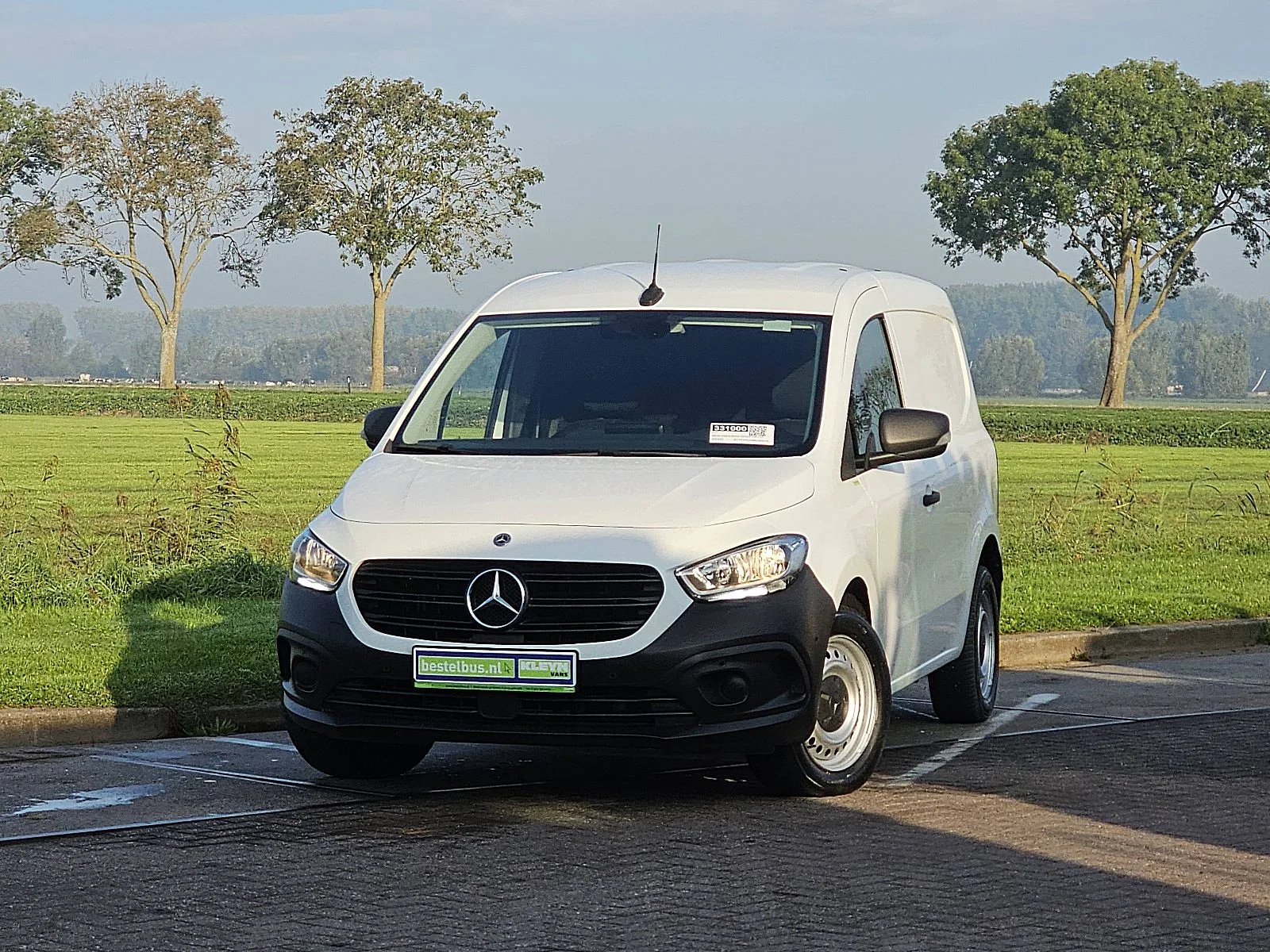 Mercedes-Benz Citan (2024) — foto 1
