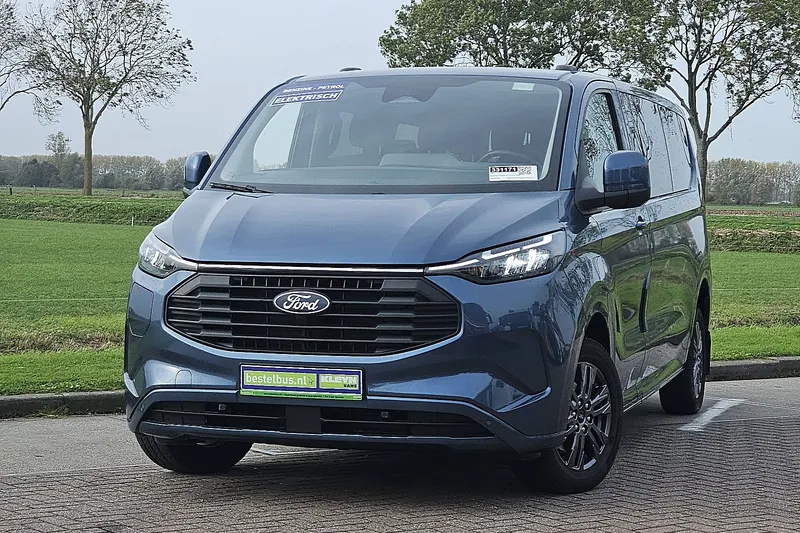 Ford Transit Custom (2025)