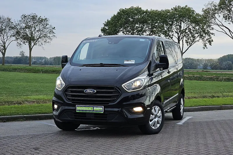 Ford Transit Custom (2023)
