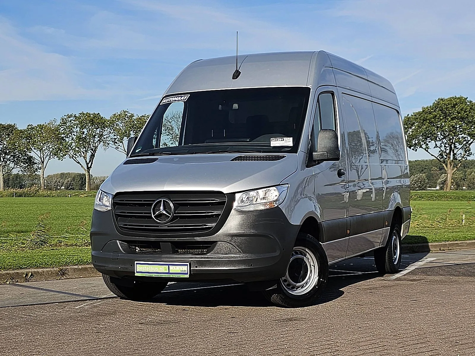 Mercedes-Benz Sprinter (2022) — foto 1