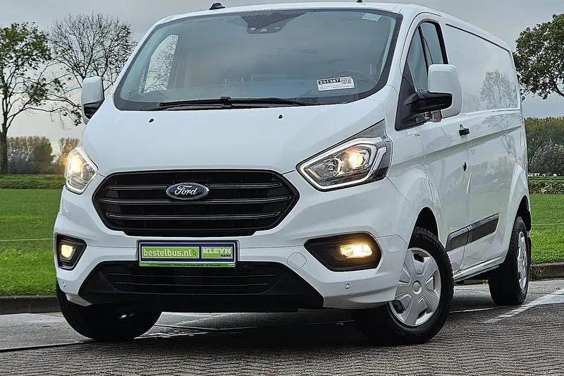 Ford Transit Custom (2022)