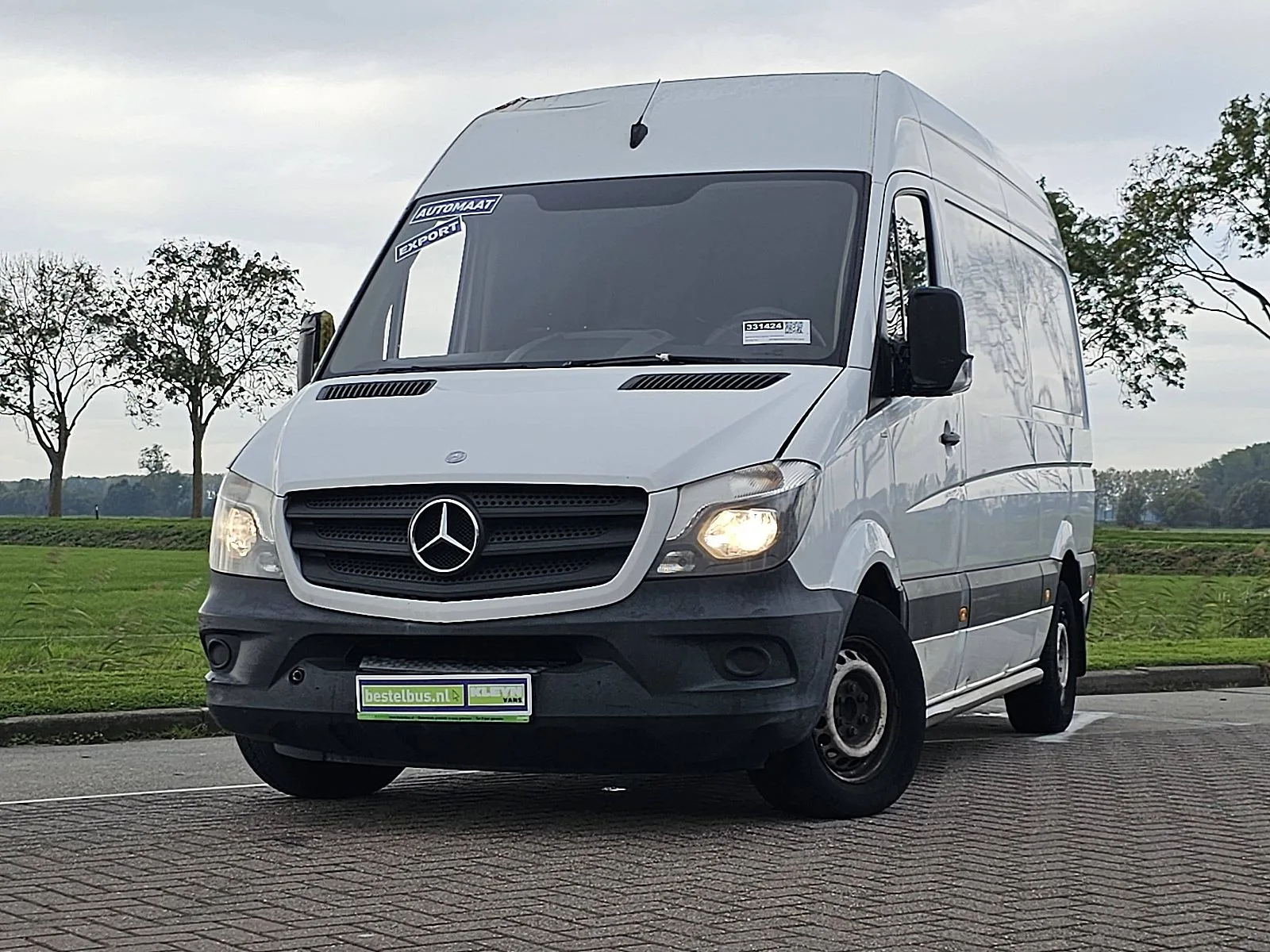 Mercedes-Benz Sprinter (2015) — foto 1