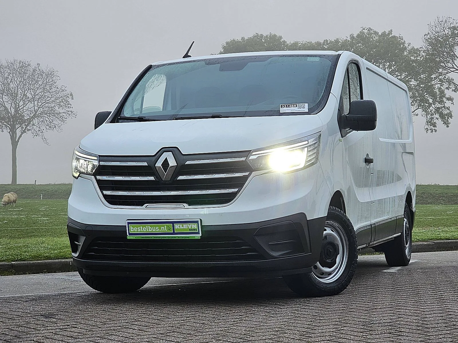Renault Trafic (2022) — foto 1