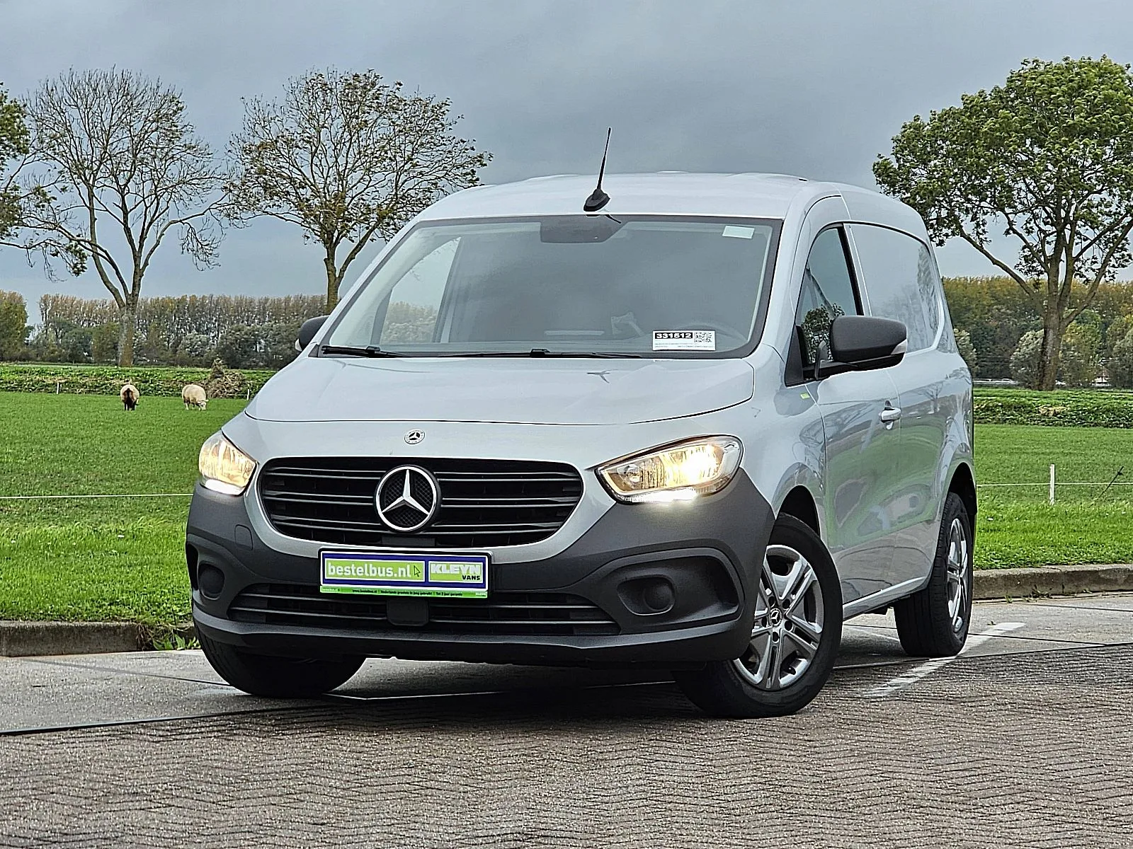 Mercedes-Benz Citan (2023) — foto 1