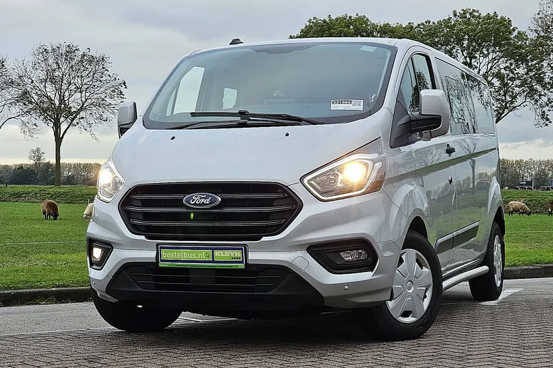 Ford Transit Custom (2023)
