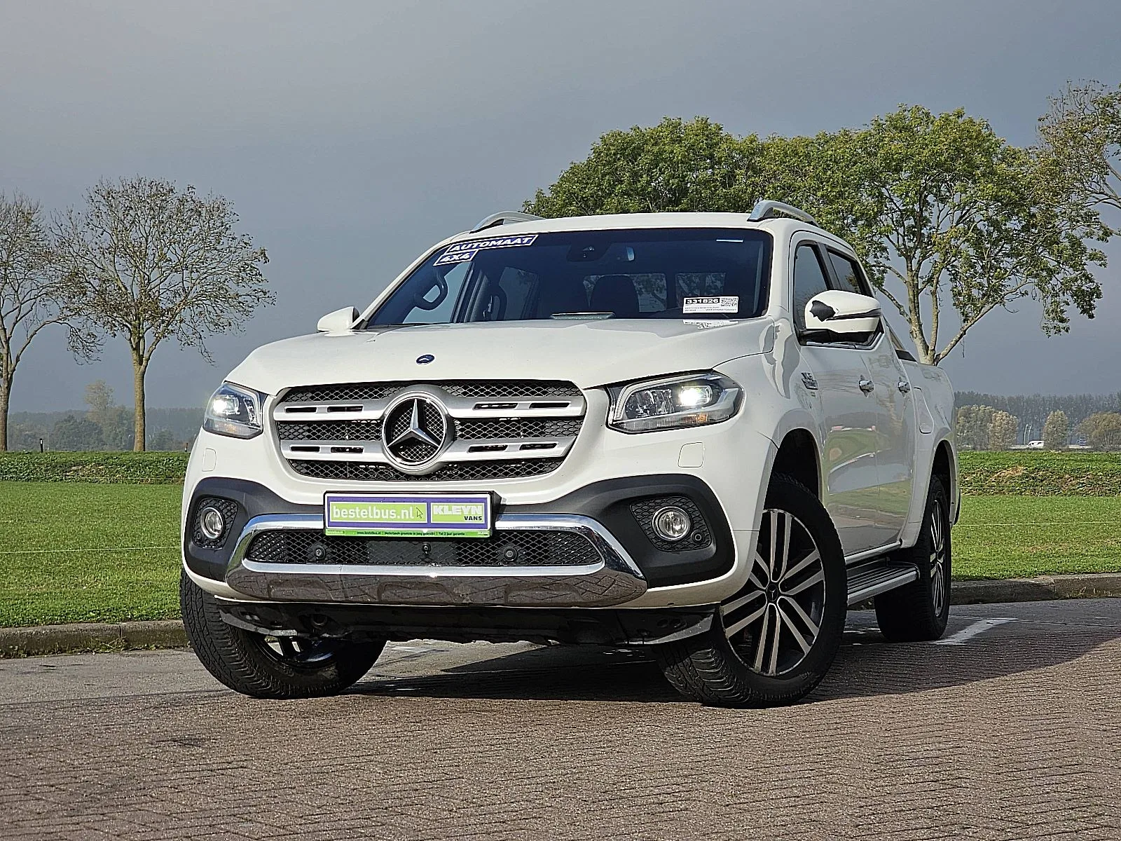 Mercedes-Benz X-Klasse (2019) — foto 1
