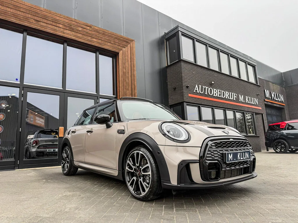 MINI Cooper S (2023) — foto 1