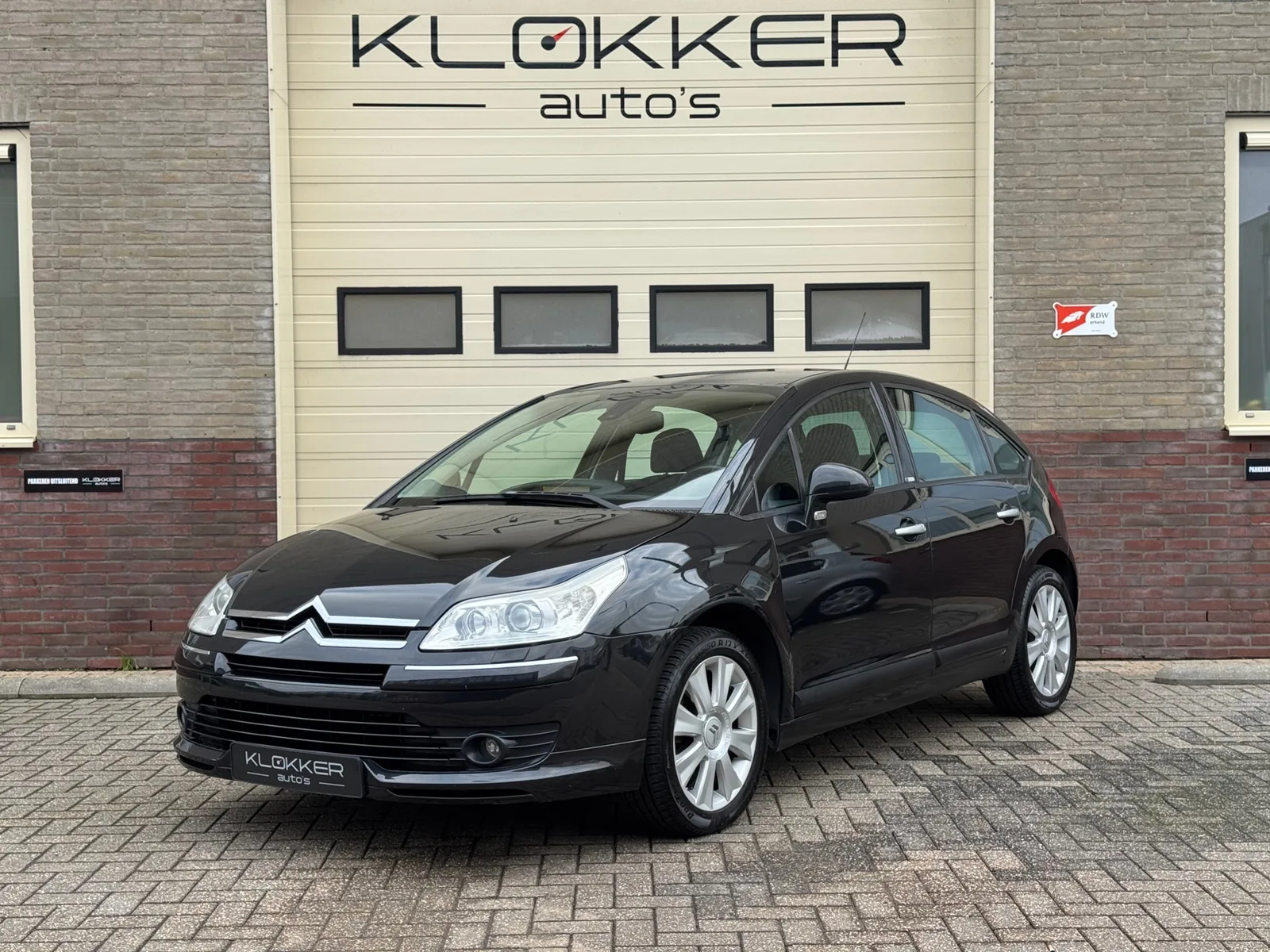 Citroën C4 (2006) — foto 1