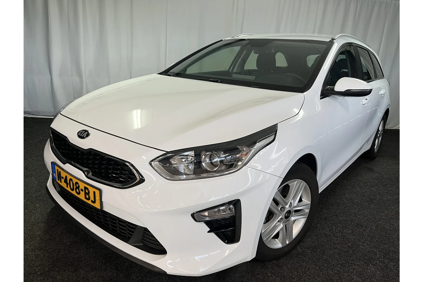 Kia Ceed (2021) — foto 1