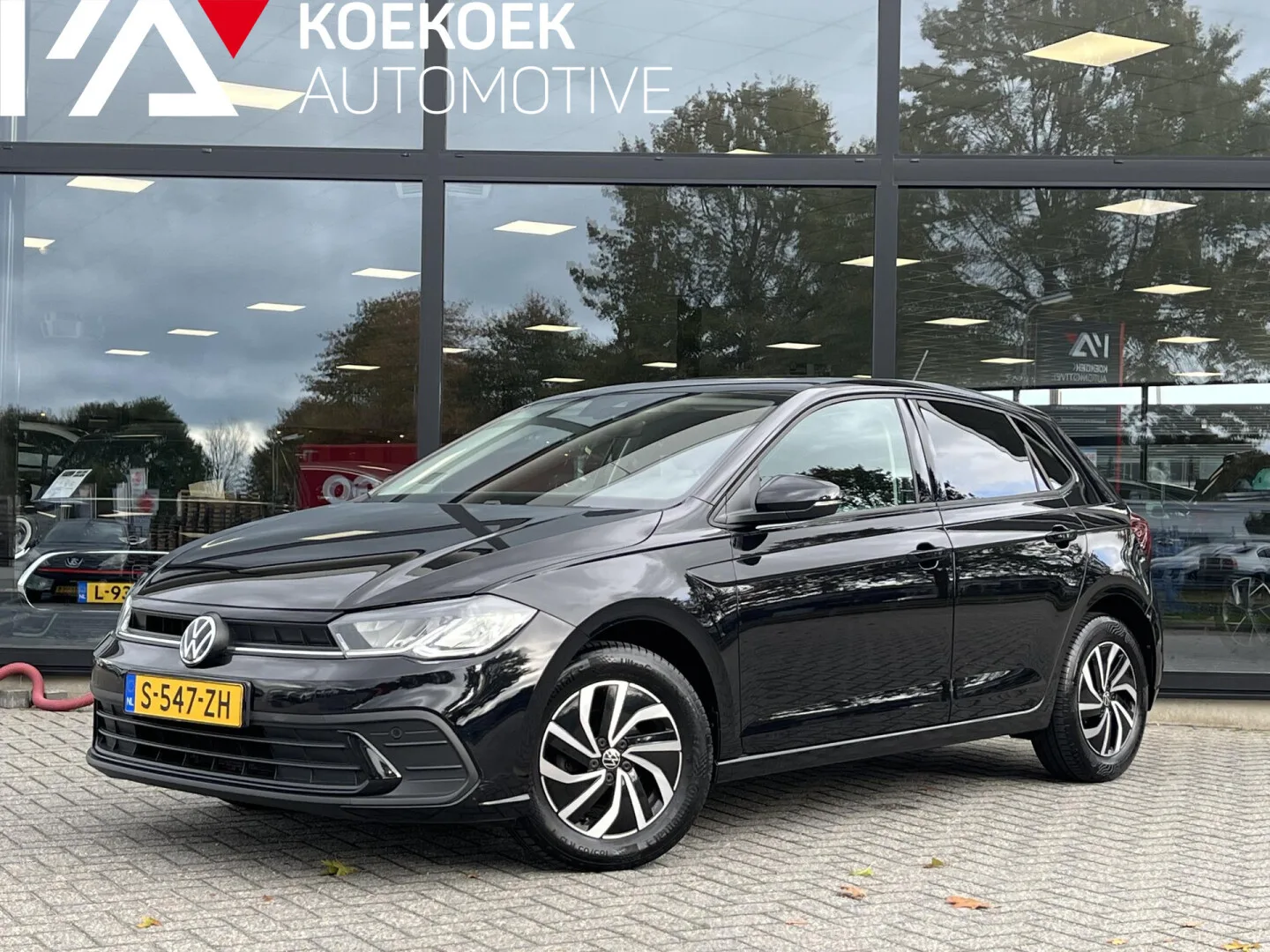 Volkswagen Polo (2023) — foto 1