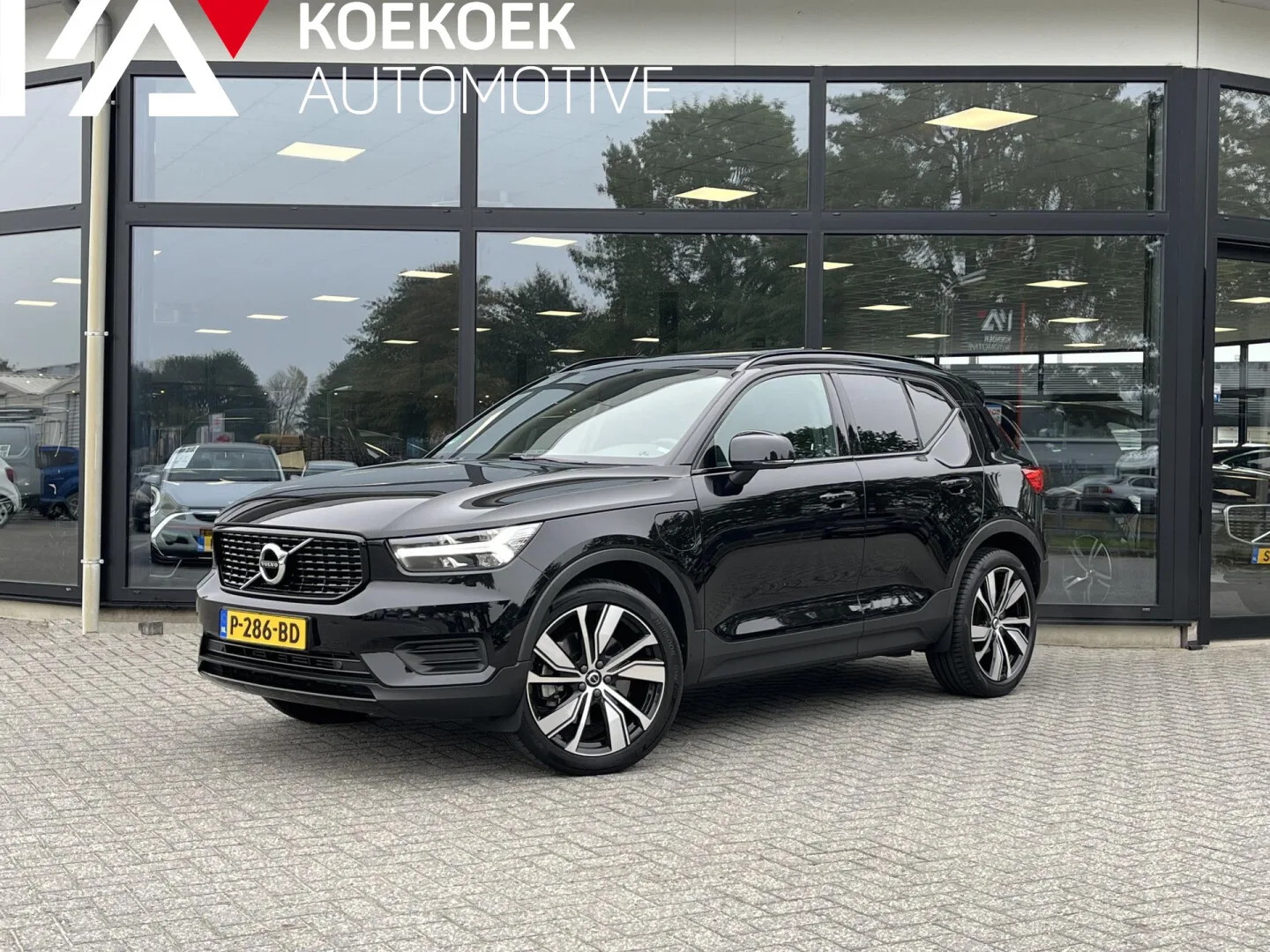 Volvo XC40 (2022) — foto 1