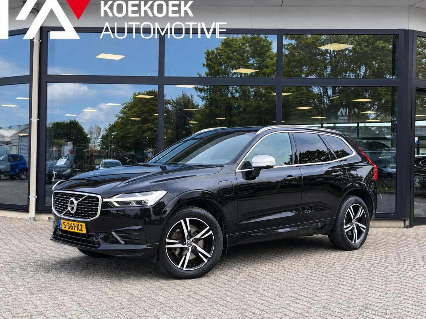 Volvo XC60 (2018) — foto 1