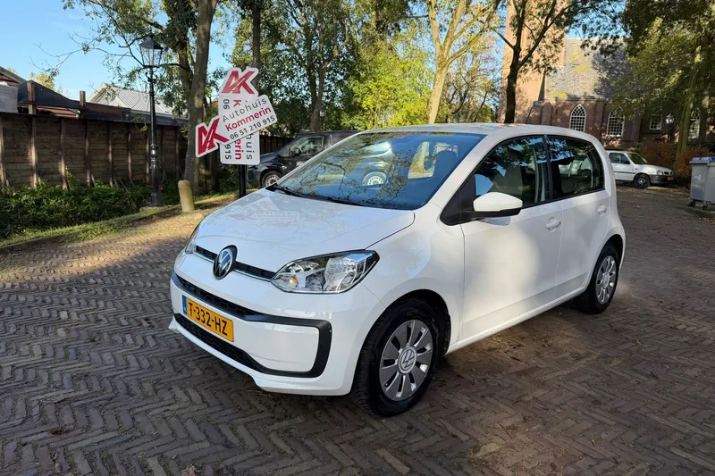 Volkswagen Up! (2023)
