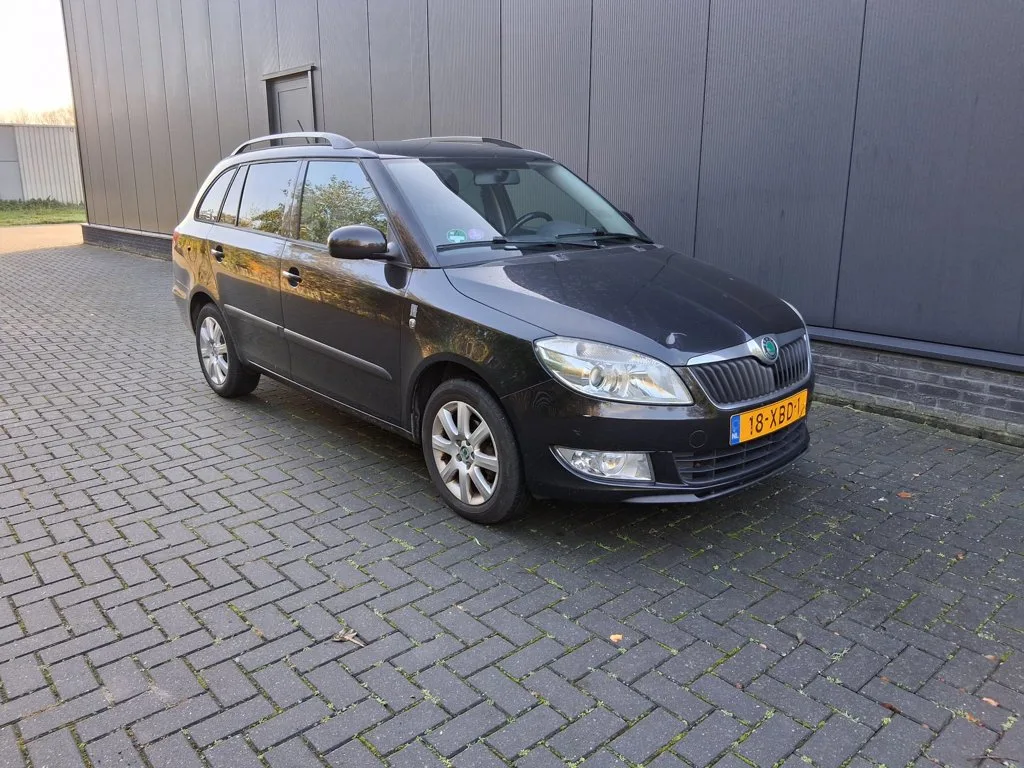 Škoda Fabia (2012) — foto 1